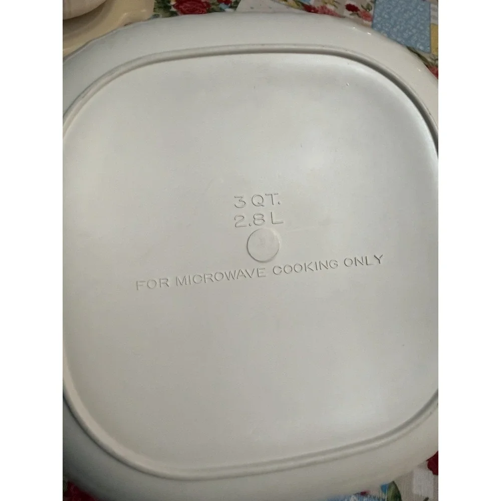 Rubbermaid Microwave Cookware 3, 2 & 1 Quart Casserole Bowls Lid Lot Of 5 Vtg